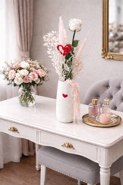 Best Selling Dried Arrangement with gift bag- Choose your colour - $85