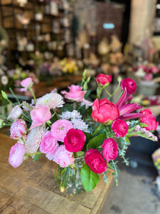 Vivacious Vase - Pinks. Pick your size