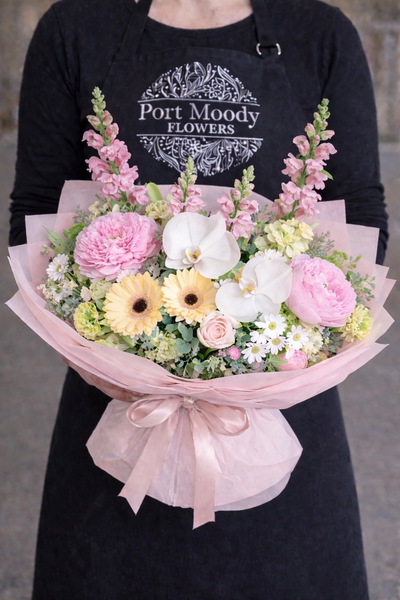 Mother’s Day Signature Bouquet